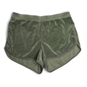 Hollister girls 14Y velvet shorts
